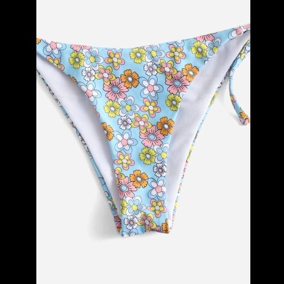 Light Blue & Multi-Colored, Floral, Bikini Set - Picture 5 of 6